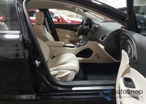 2015 Chrysler 200 Limited z USA, uszkodzony, nr VIN 1C3CCCAB6FN503313